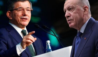 Erdoğan’dan işaret bekleyen Davutoğlu’nun partisinde çöküş başladı